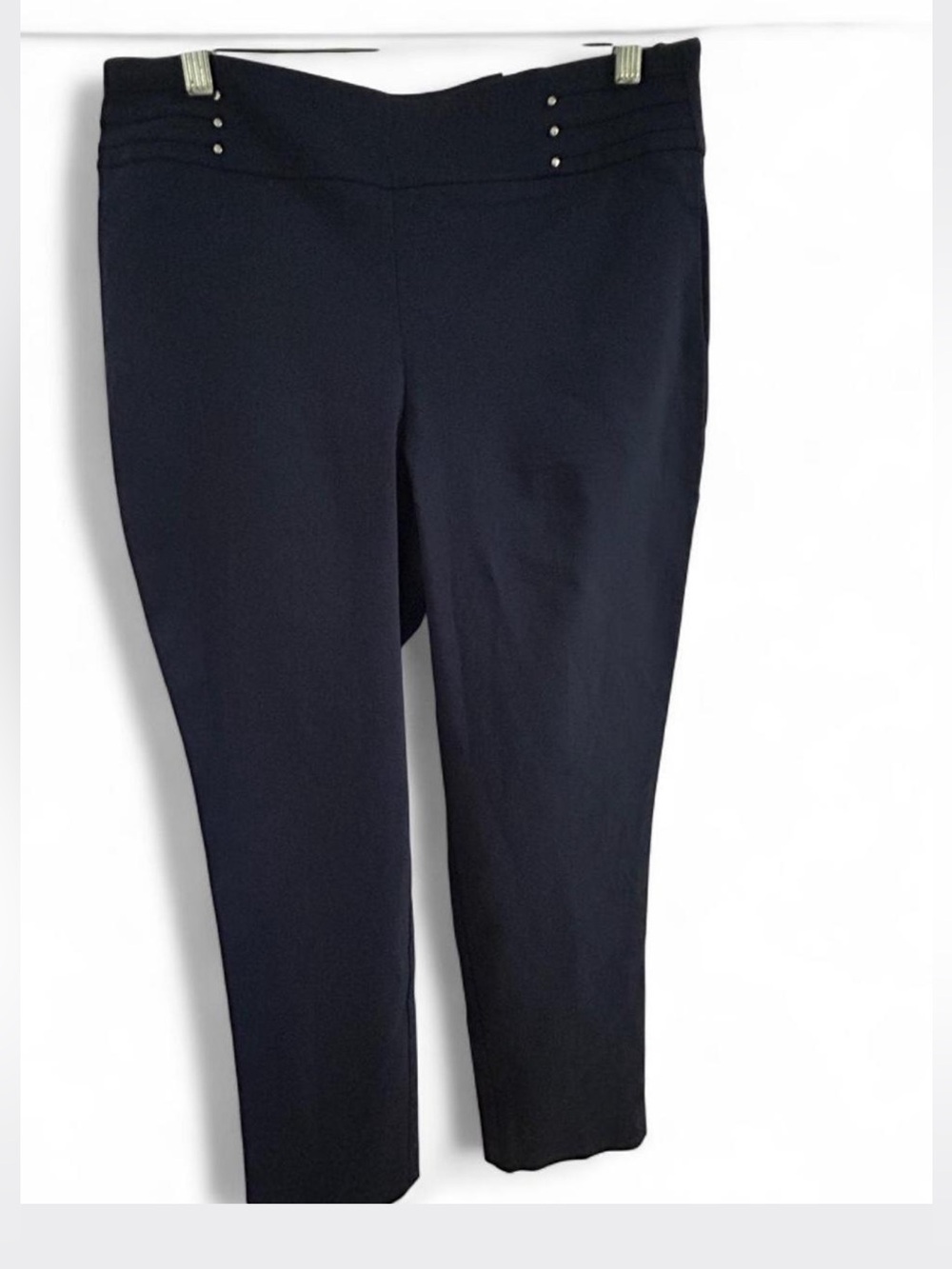 NWT JM Collection Slim Leg Rivet Pants M Short